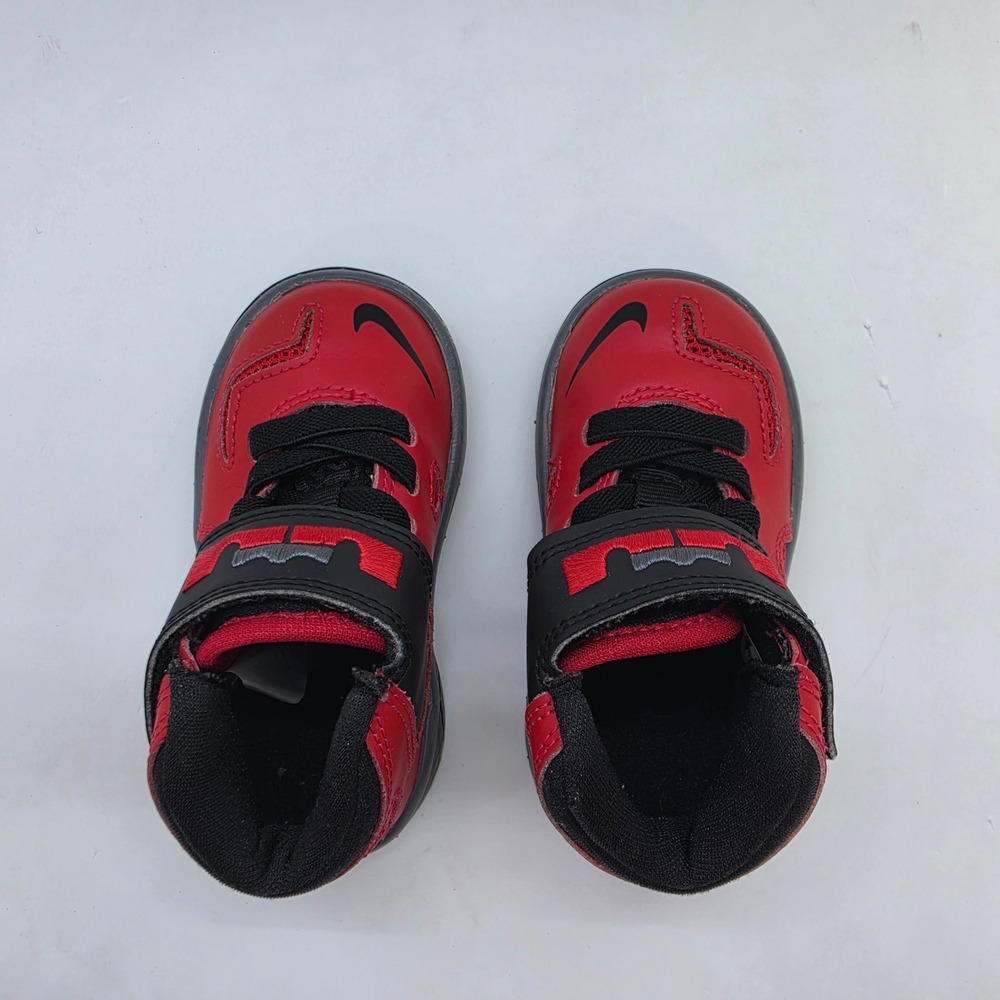 Nike LeBron 11 Toddler Shoes University Red Black 616987-601 Size 5C Kids - Picture 4 of 8